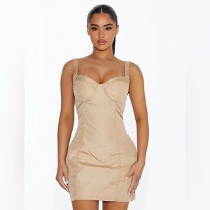 NWT Naked Wardrobe Nude Lace Dreams Bustier Dress Size Large